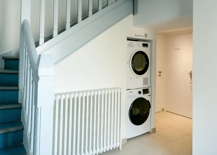 Marie-claudine * Брест